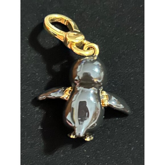 Limited Edition 2012 Juicy Couture Pave Crystal Penguin Charm Green Eyes *READ* - Picture 3 of 7
